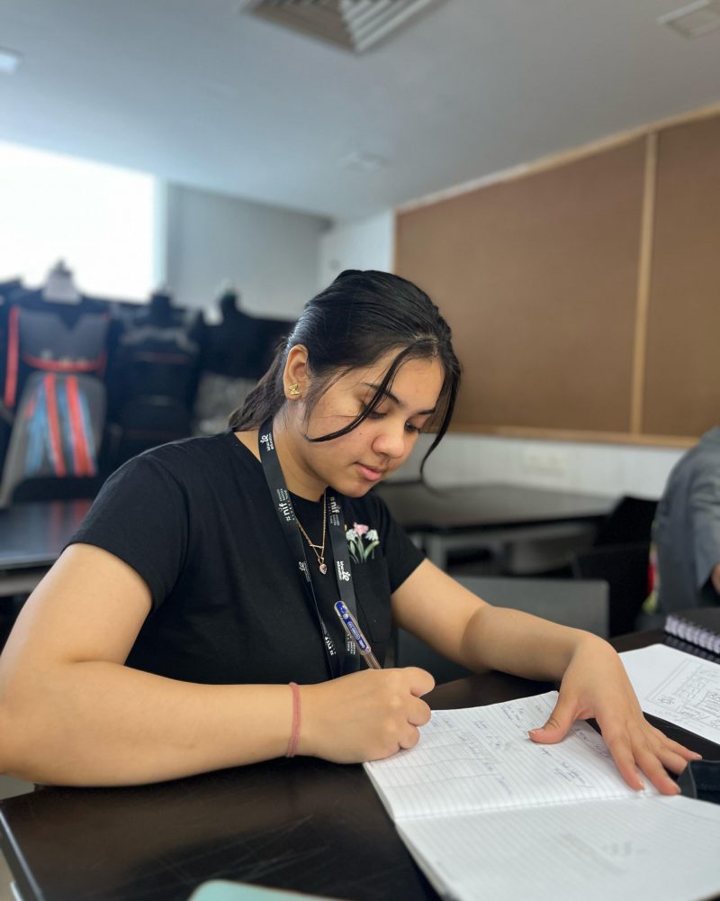 Student attending design courses in Mumbai at NIF Global Mumbai design institute classroom training